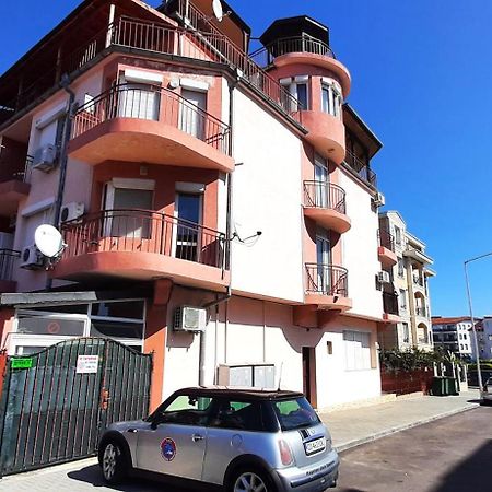 La Piccola Porta, Равда, Българияアパートメント エクステリア 写真